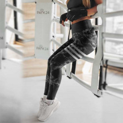 Дамски спортен клин с повдигащ и стягащ ефект Frank