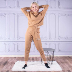 Дамски спортен комлект от плетиво в бежев цвят