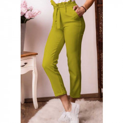 Хитов дамски панталон с колан панделка в цвят електриково зелен