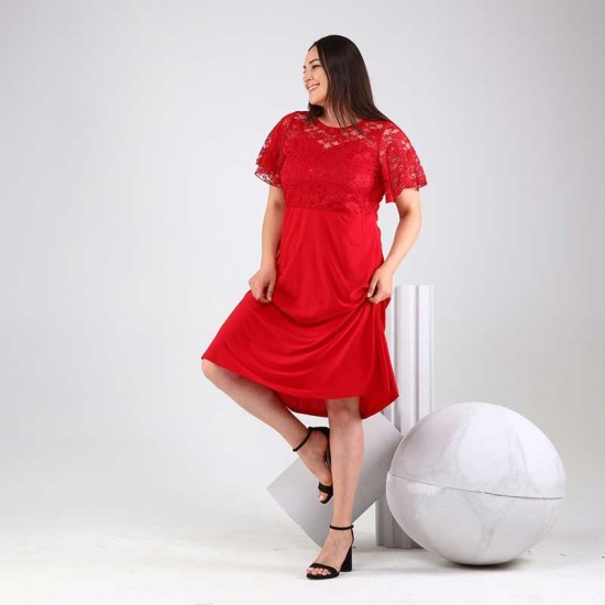 Официална дантелена макси рокля в червен цвят