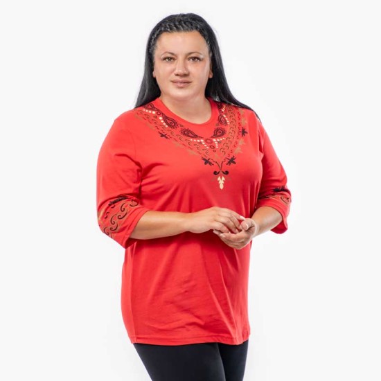 Стилна дамска блуза с етно мотиви с червено