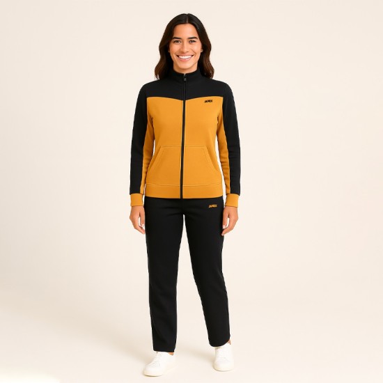 Дамски спортен екип Аксиния с горчица