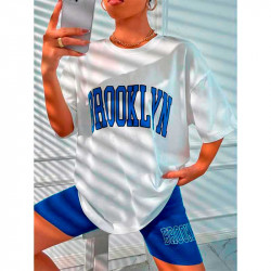 Дамски летен сет от тениска с къси панталони в синьо и бяло