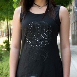 Черна дамска туника с ресни и декоративни камъни