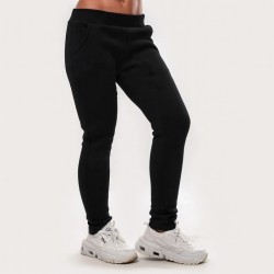 Спортно ватирано дамско долнище в черно