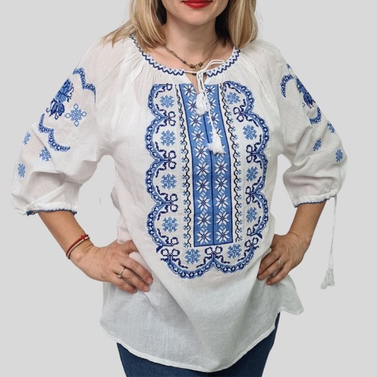 Дамска блуза с бродирана шевица и 3/4 ръкав 13409