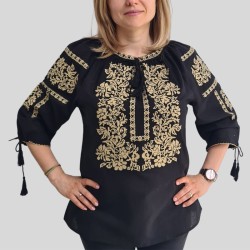 Дамска блуза с бродирана шевица и 3/4 ръкав 13696 Дамска блуза с бродирана шевица и 3/4 ръкав 13696