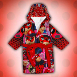 Детски халат за баня с джобове и качулка с анимация 10699 Детски халат за баня с джобове и качулка с анимация 10699