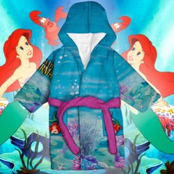 Детски халат за баня с джобове и качулка с анимация 13055 Детски халат за баня с джобове и качулка с анимация 13055