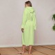 Луксозен халат за баня с качулка и джобове - цвят зелен