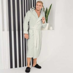Луксозен мъжки халат за баня с джобове и качулка - Маер цвят Крем Луксозен мъжки халат за баня с джобове и качулка - Маер цвят Крем