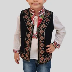Детски елек с бродирани етно мотиви 13574